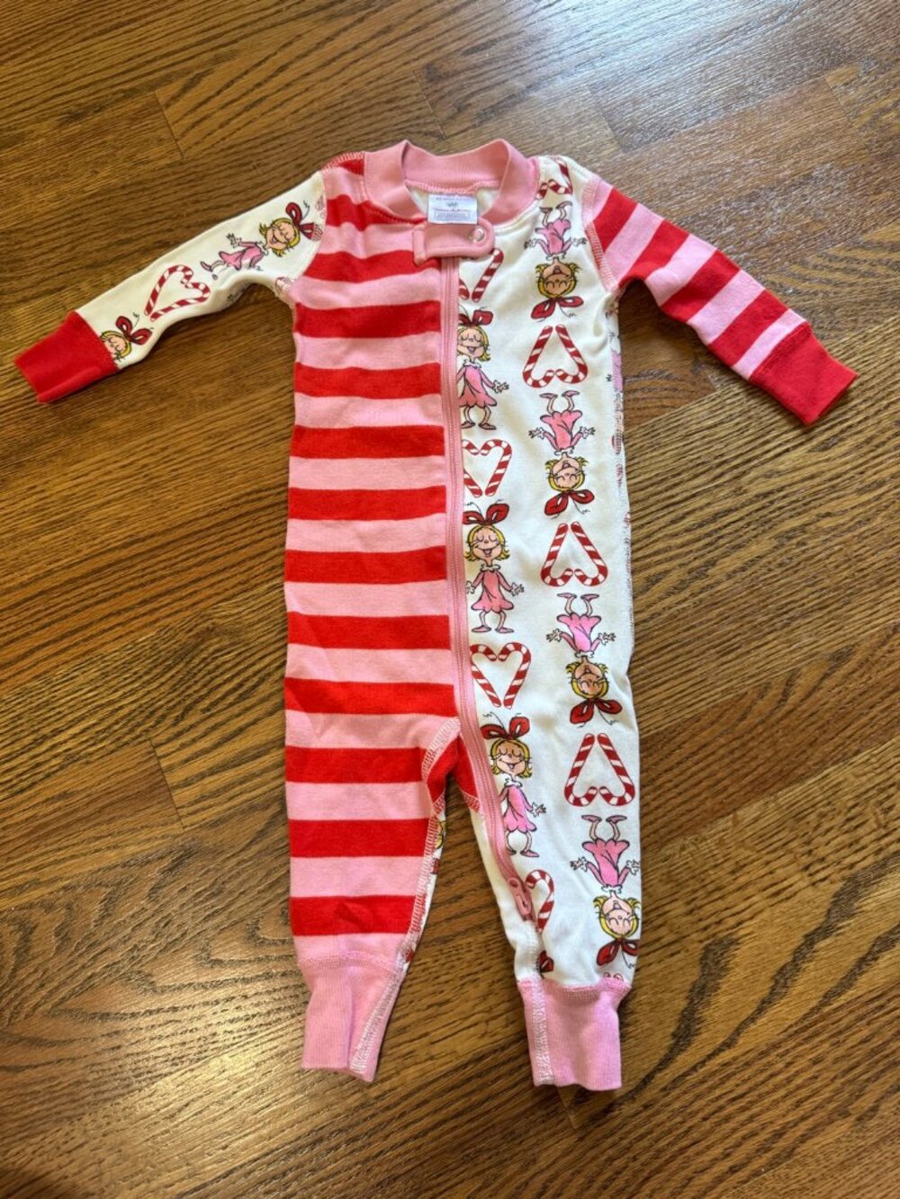 Hanna Andersson Grinch Cindy Lou Who Zip Sleeper | 3-6M